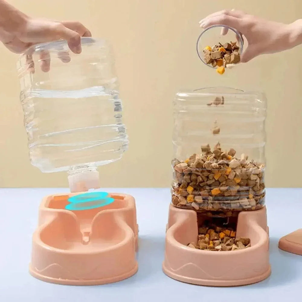 Gamelle pour chat avec distributeur automatique