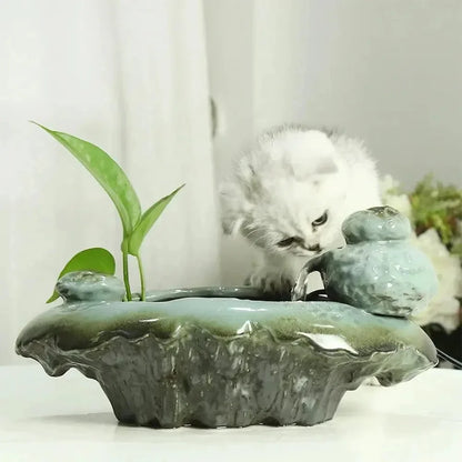 Fontaine à eau chat en grenouille - Design apaisant